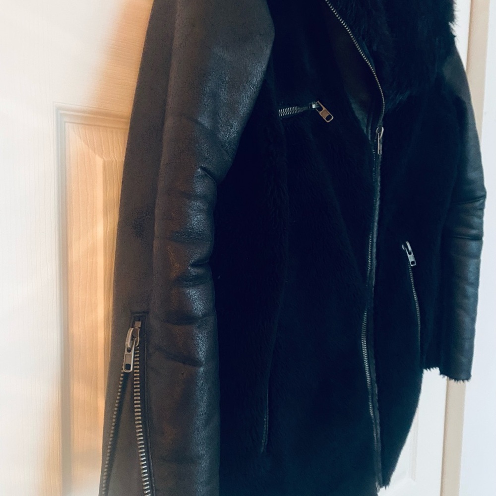 TOPSHOP Black Faux Fur Jacket - Picture 5 of 13